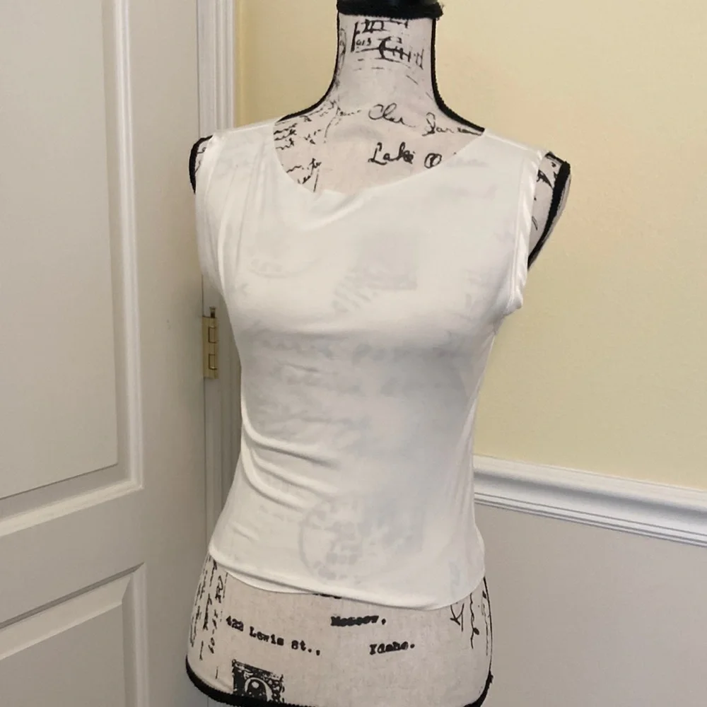 NWOT J.CREW WHITE TOP